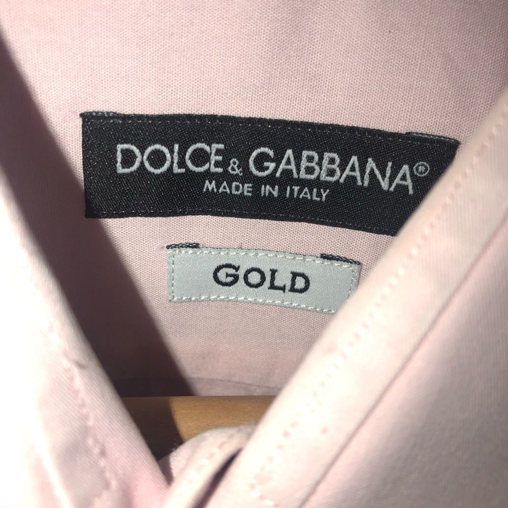 EUC: Dolce & Gabbana 🇮🇹 Men’s button up gold label shirt. Pale pink👚